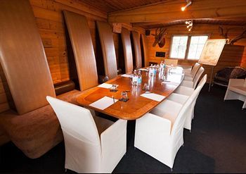 Crazy Bear Hotel 4*